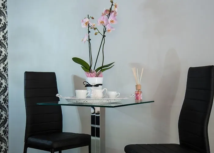 Art In Bed & Breakfast