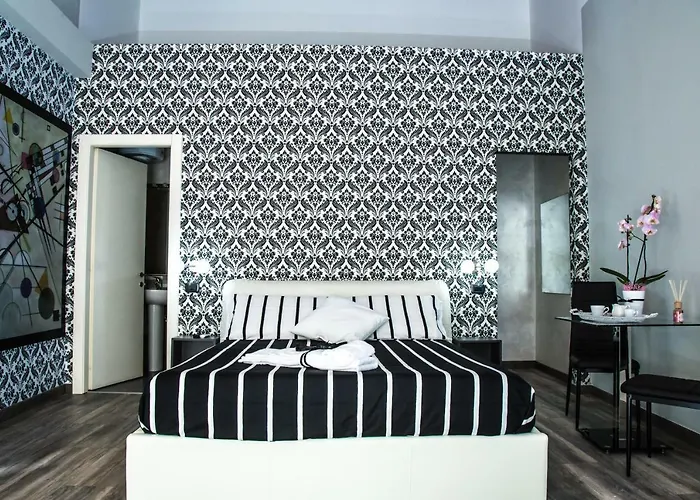 Bed & Breakfast Art In 4*